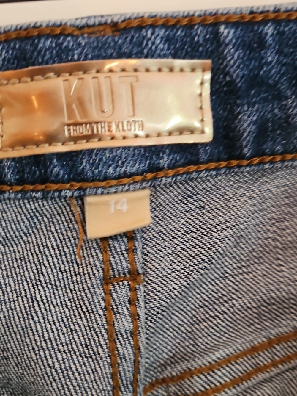 Kut from the Kloth Medium Blue Denim Jeans - Picture 3 of 5